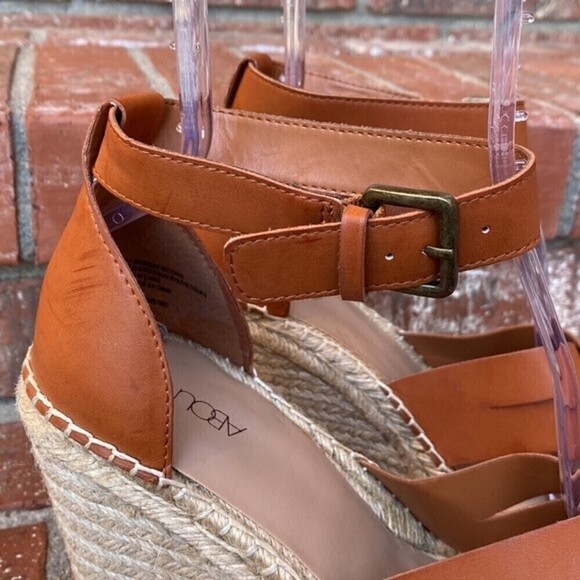 ABOUND Sayge Tan Faux Leather Espadrille Wedge Sandal Size 11 - Picture 6 of 9
